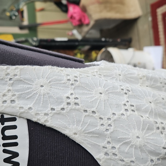 Maggy London White Lace Midi Dress - Picture 3 of 8